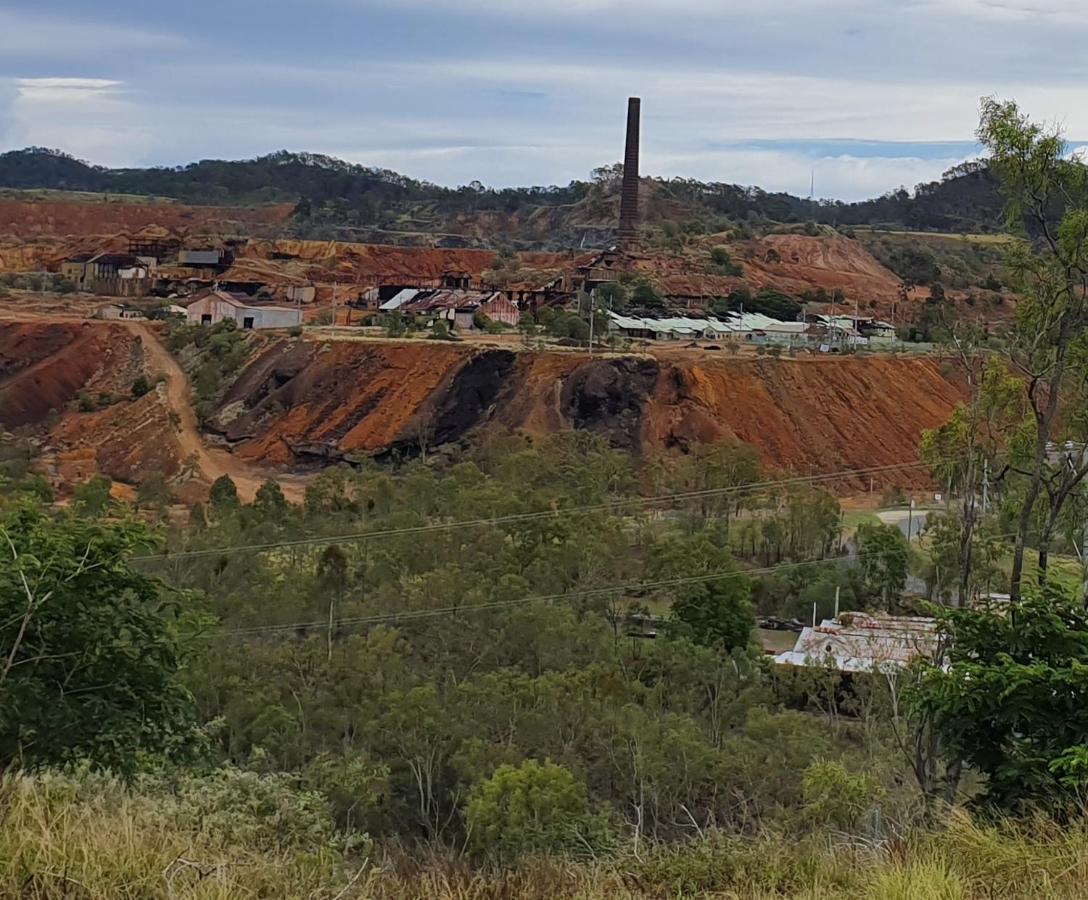 Апартаменти Meyenburg Unit 1 Mount Morgan Екстер'єр фото